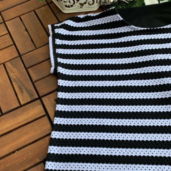 Zenergy By Chicos Shrit Short Sleeve Size 1 - Picture 2 of 11